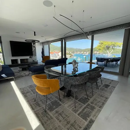 Diva Villa