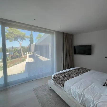 Diva Villa *